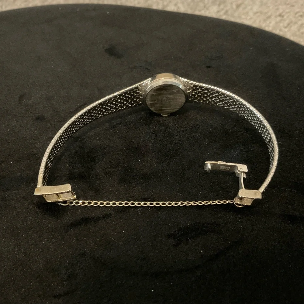 WOMENS vintage Rolex Watch Appraised and Authenticated - Picture 3 of 6